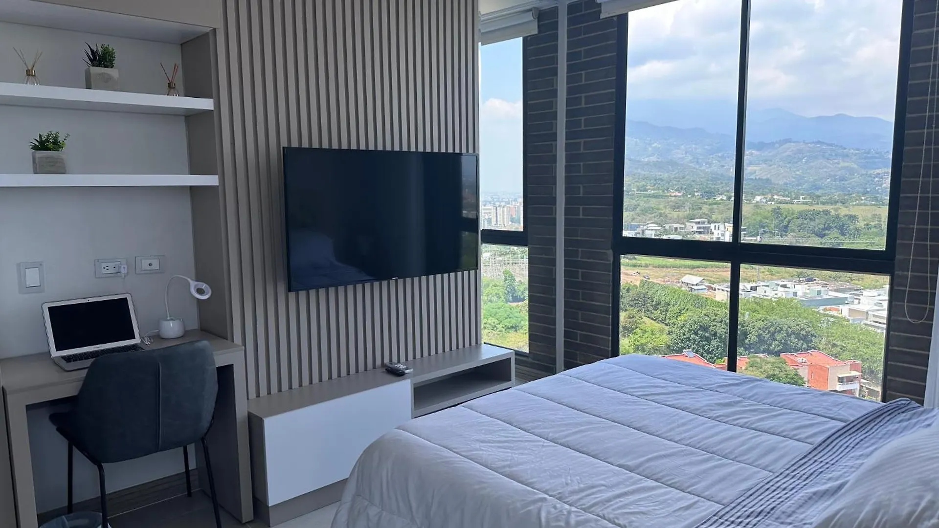 Luxury Studio Con Vista Pance Cali